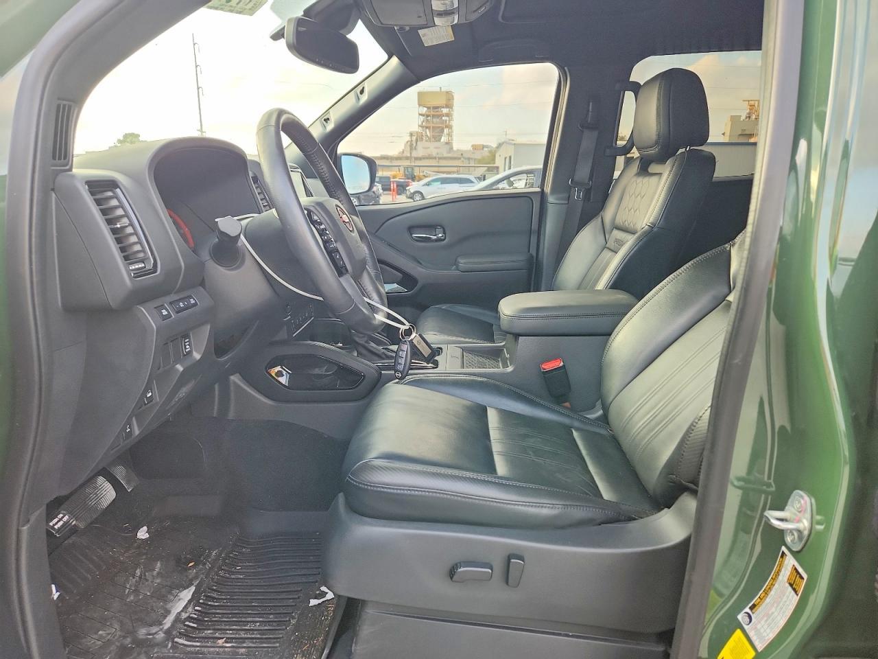 2022 NISSAN Frontier