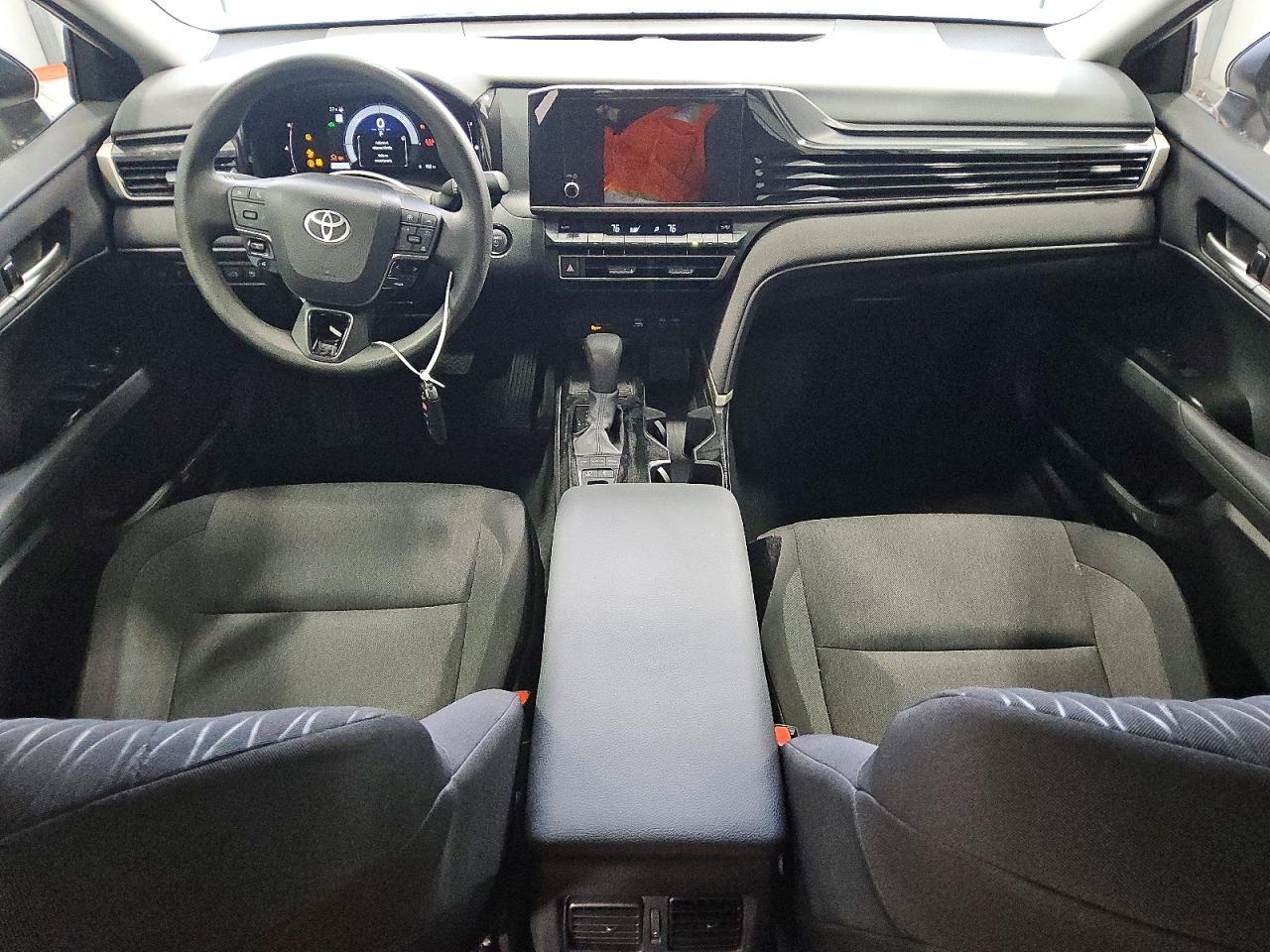 2025 TOYOTA CAMRY