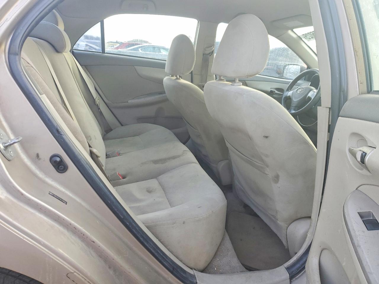 2010 TOYOTA COROLLA