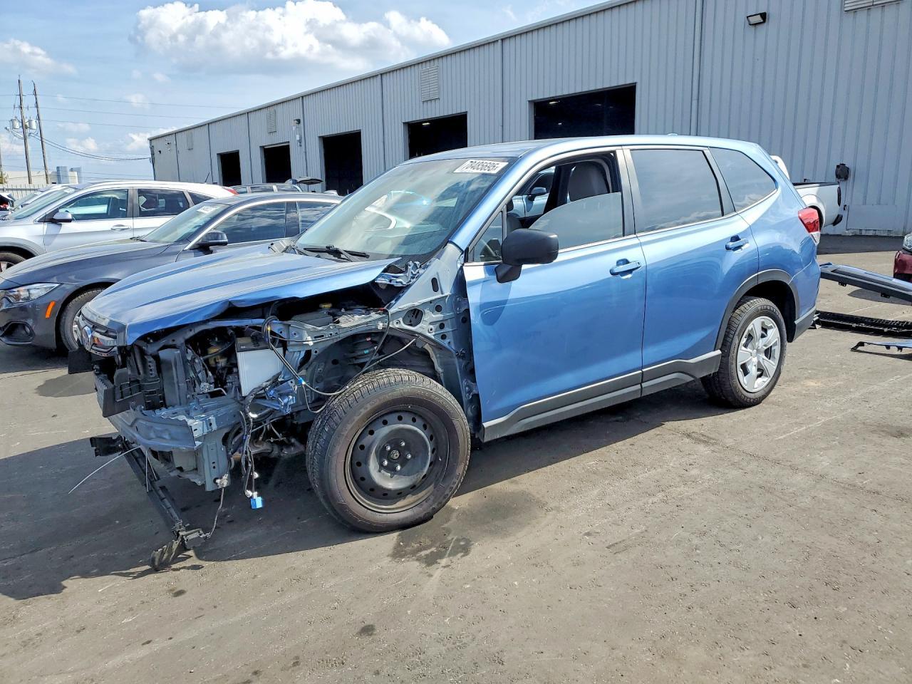 2023 SUBARU FORESTER