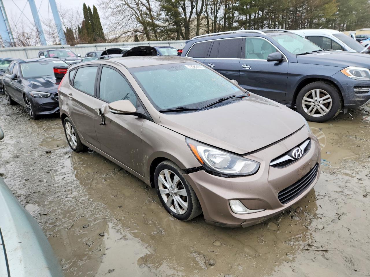 2013 HYUNDAI ACCENT