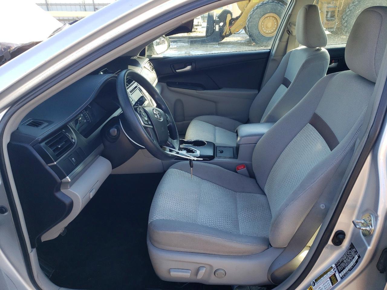 2014 TOYOTA CAMRY