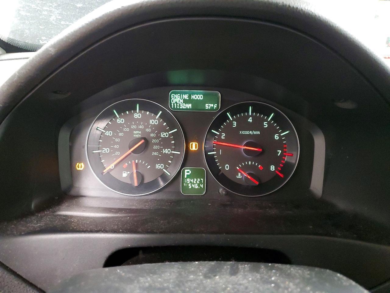 2010 VOLVO C70