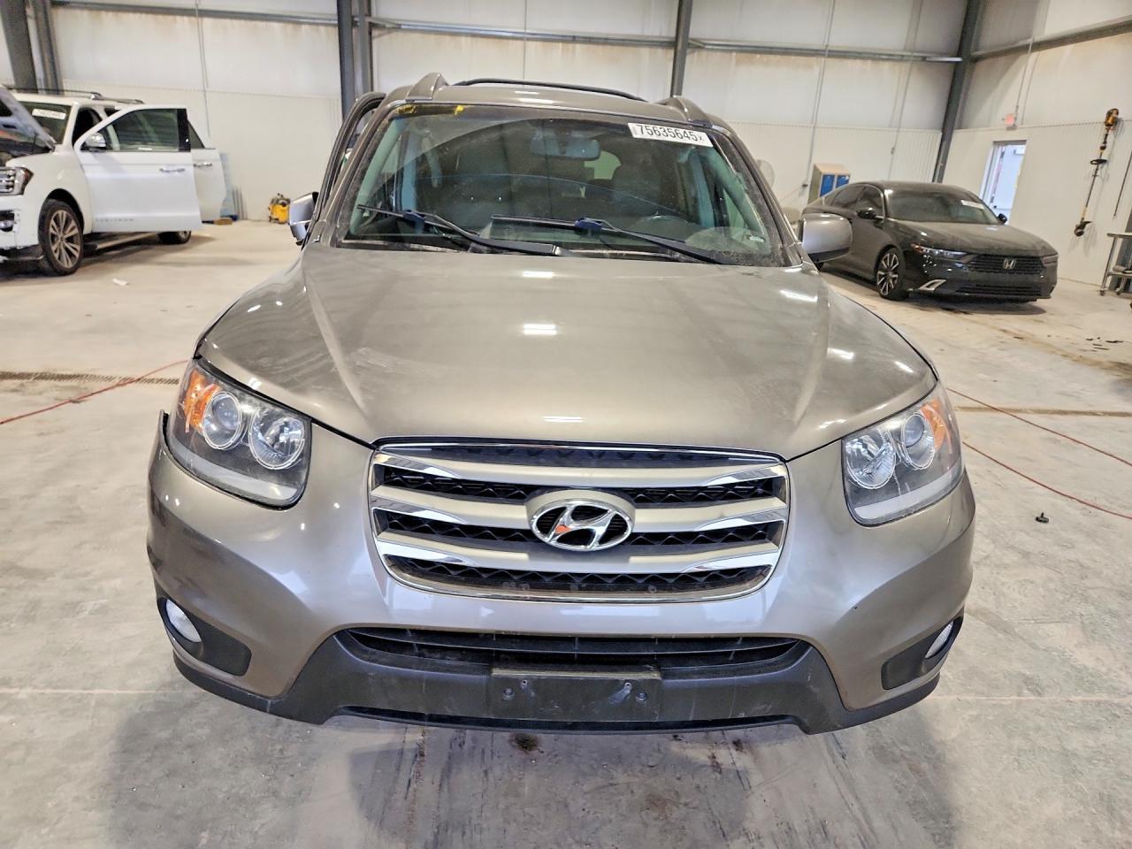 2012 HYUNDAI SANTA FE