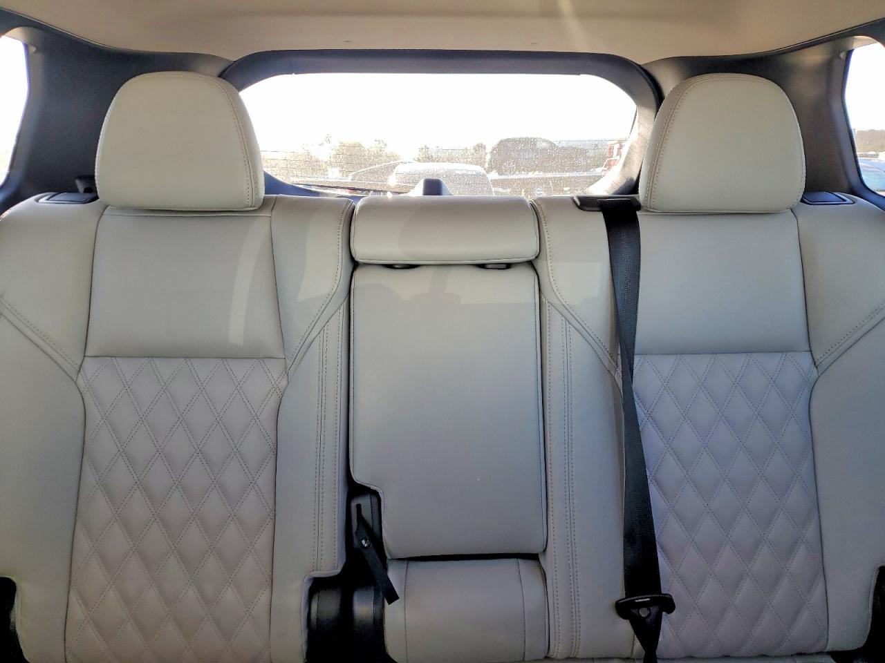 2024 MITSUBISHI outlander
