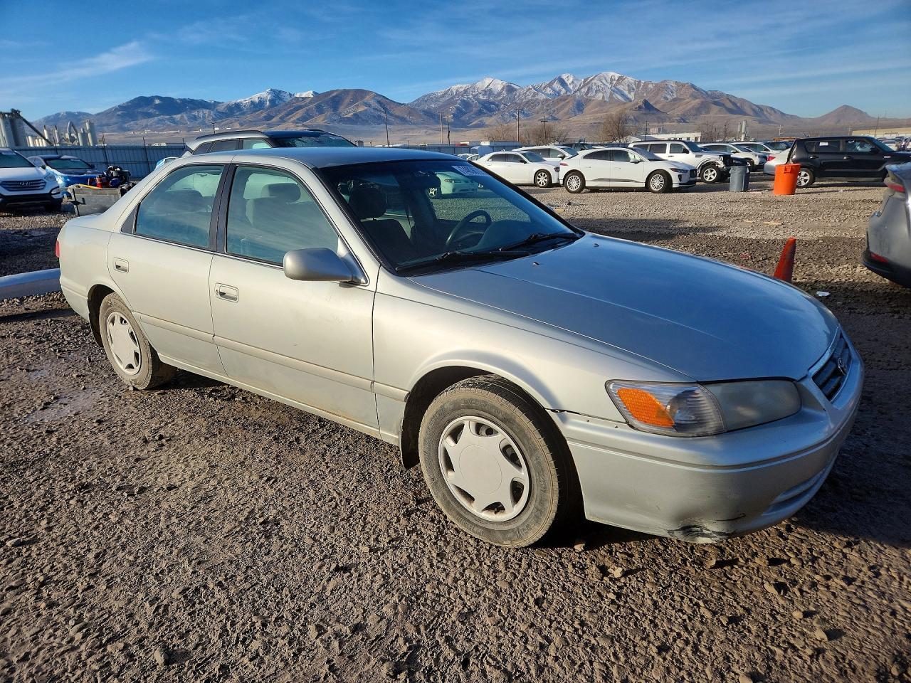 2000 TOYOTA CAMRY