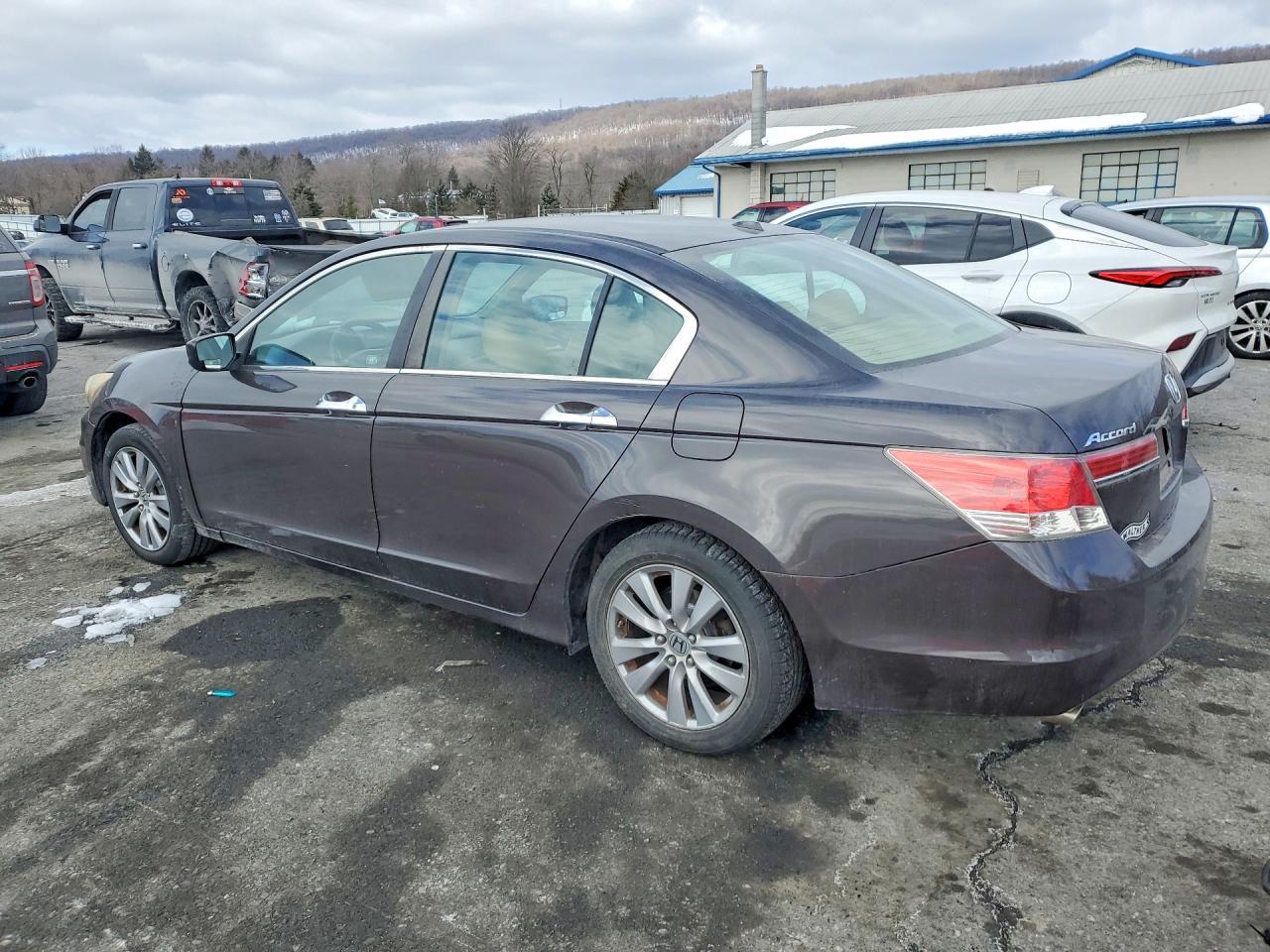2011 HONDA ACCORD