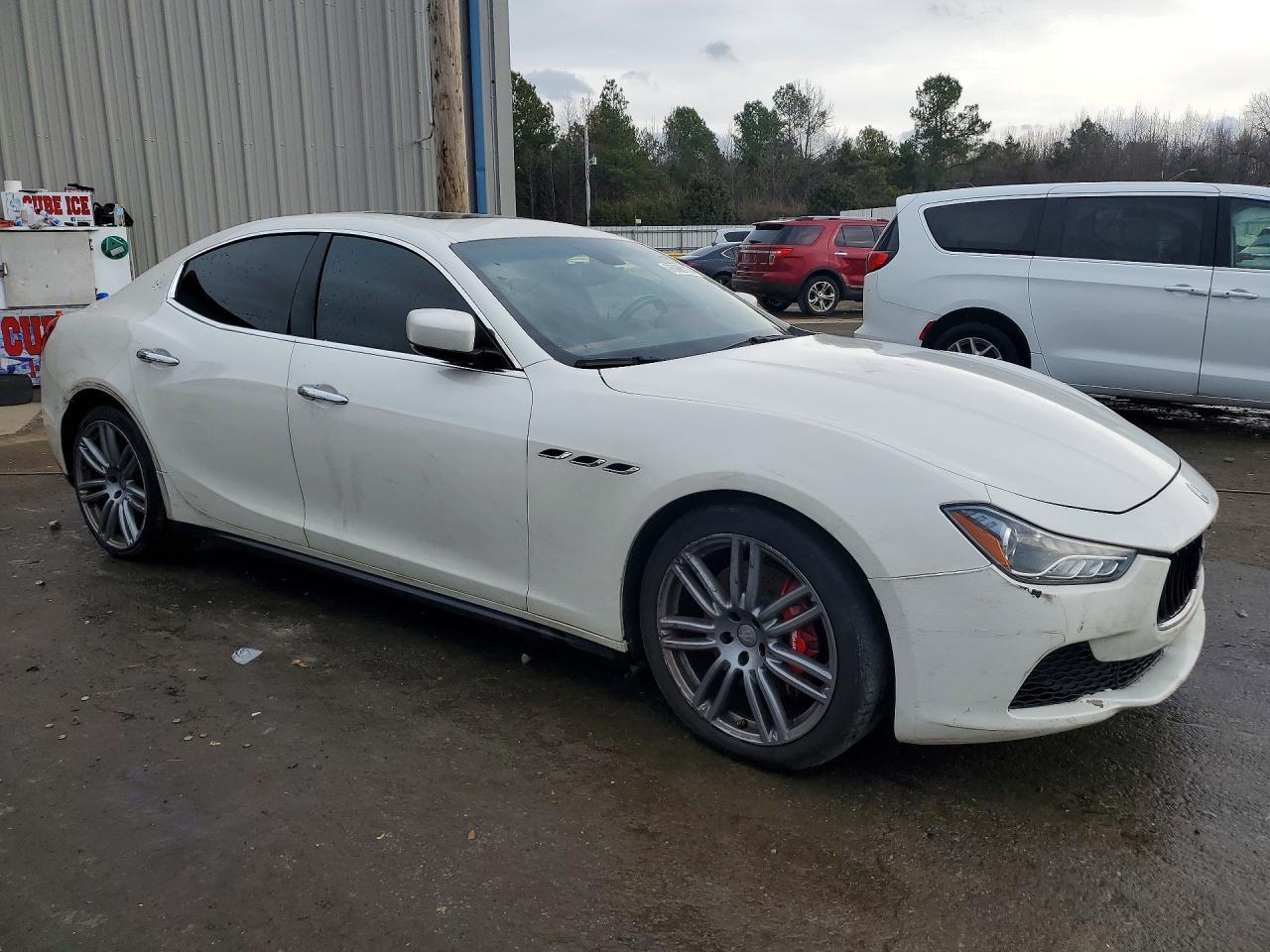 2016 MASERATI Ghibli