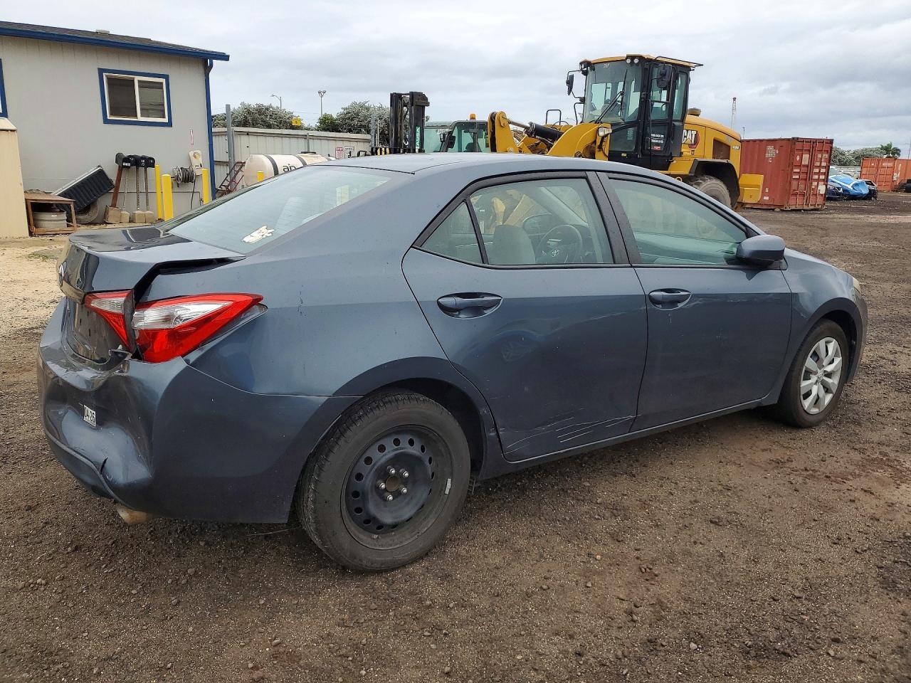 2015 TOYOTA COROLLA
