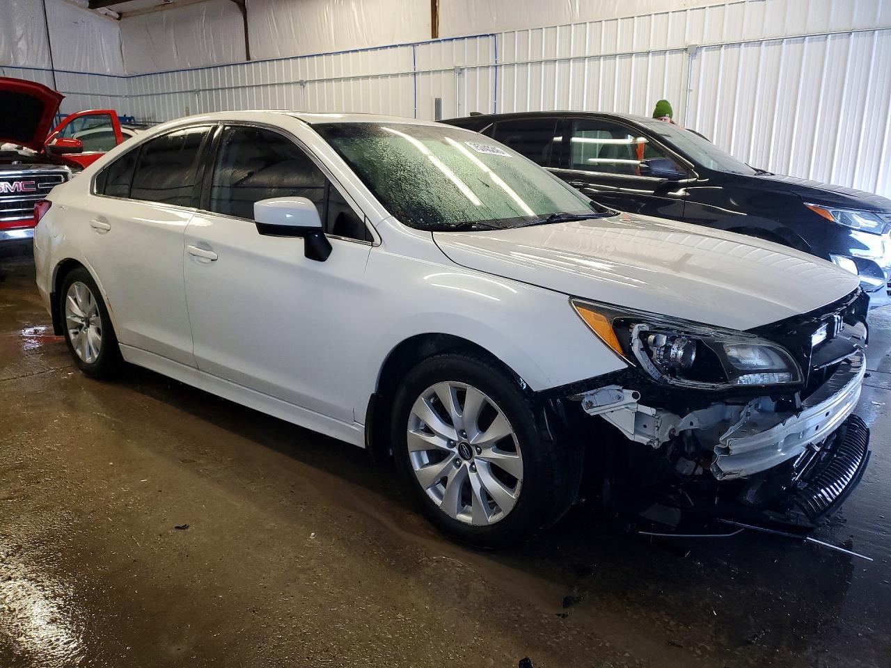2016 SUBARU Legacy