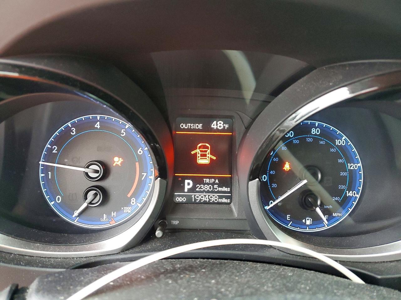 2015 TOYOTA COROLLA
