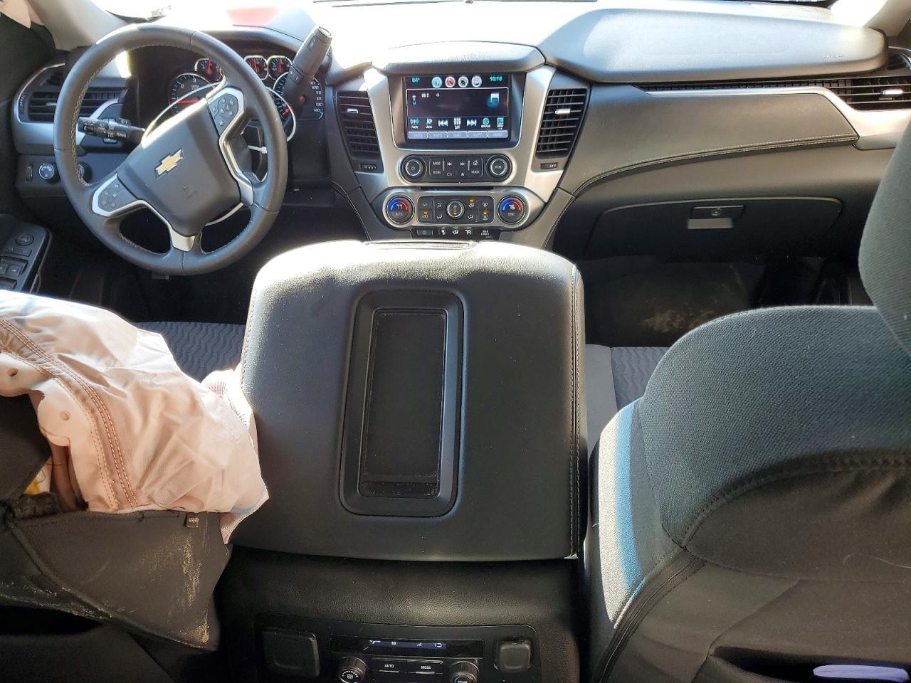 2016 CHEVROLET Tahoe
