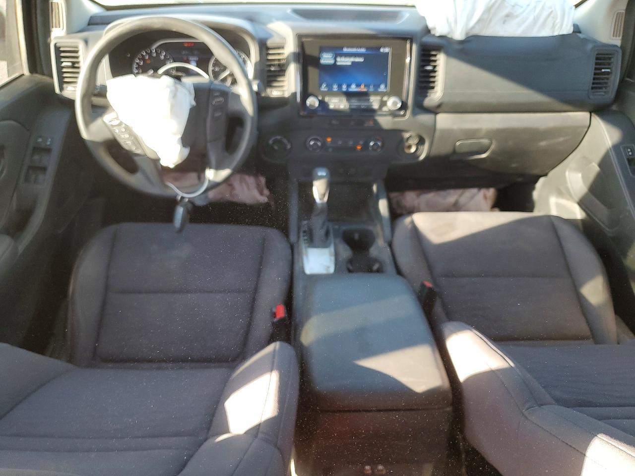 2024 NISSAN Frontier