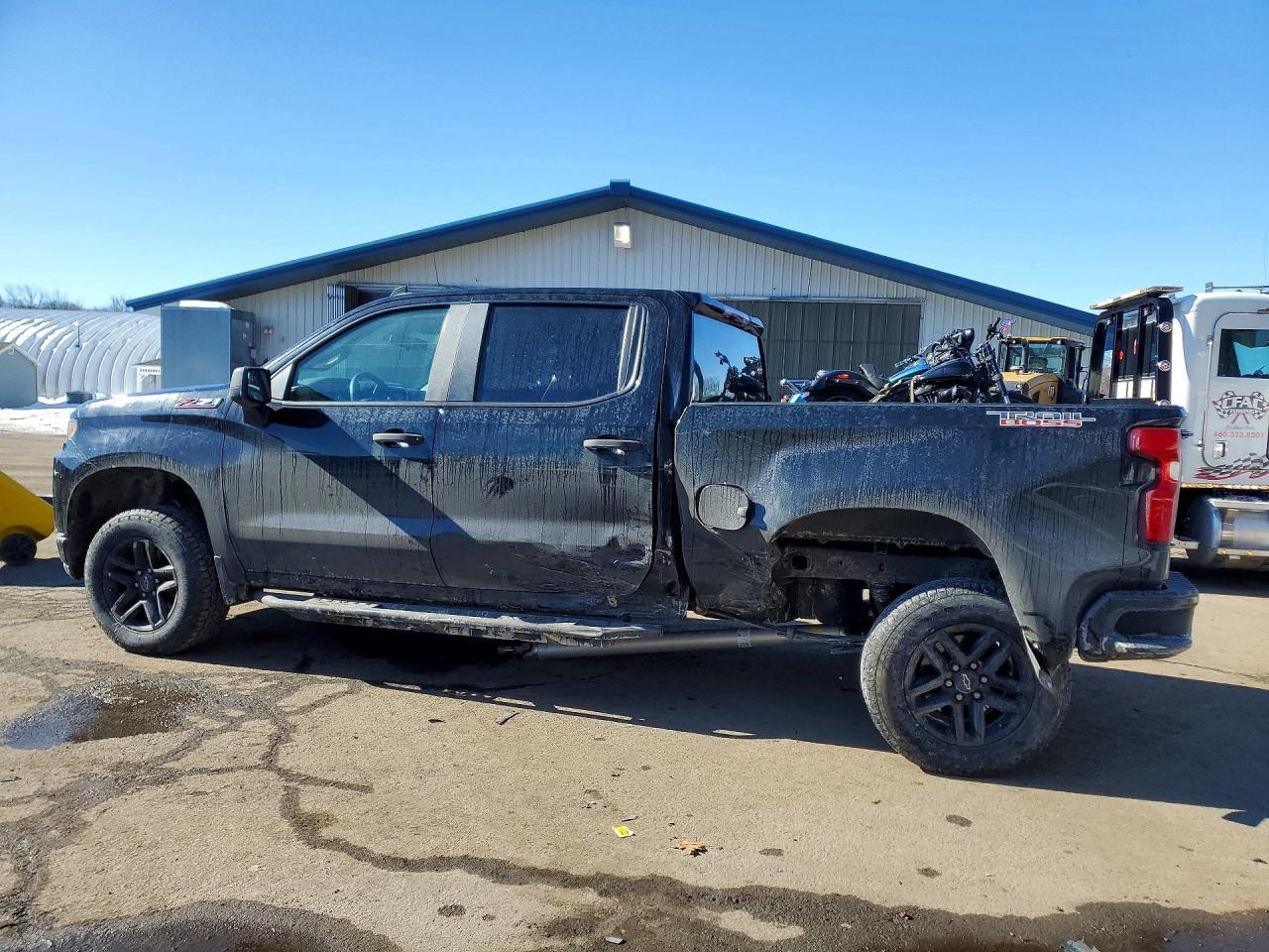 2021 CHEVROLET Silverado