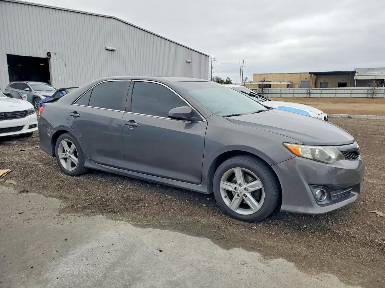 2012 TOYOTA CAMRY