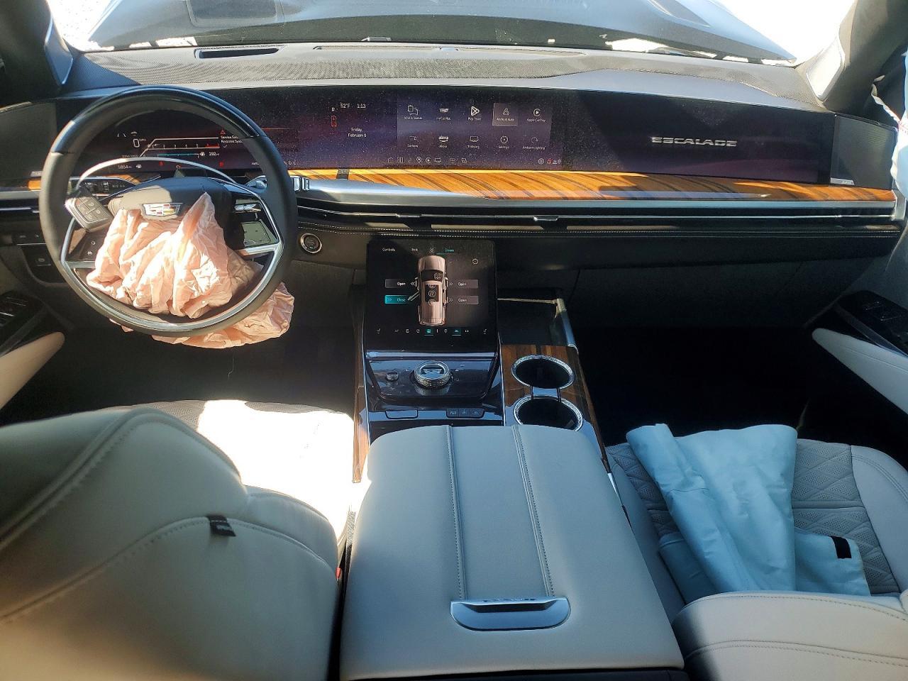2025 CADILLAC ESCALADE