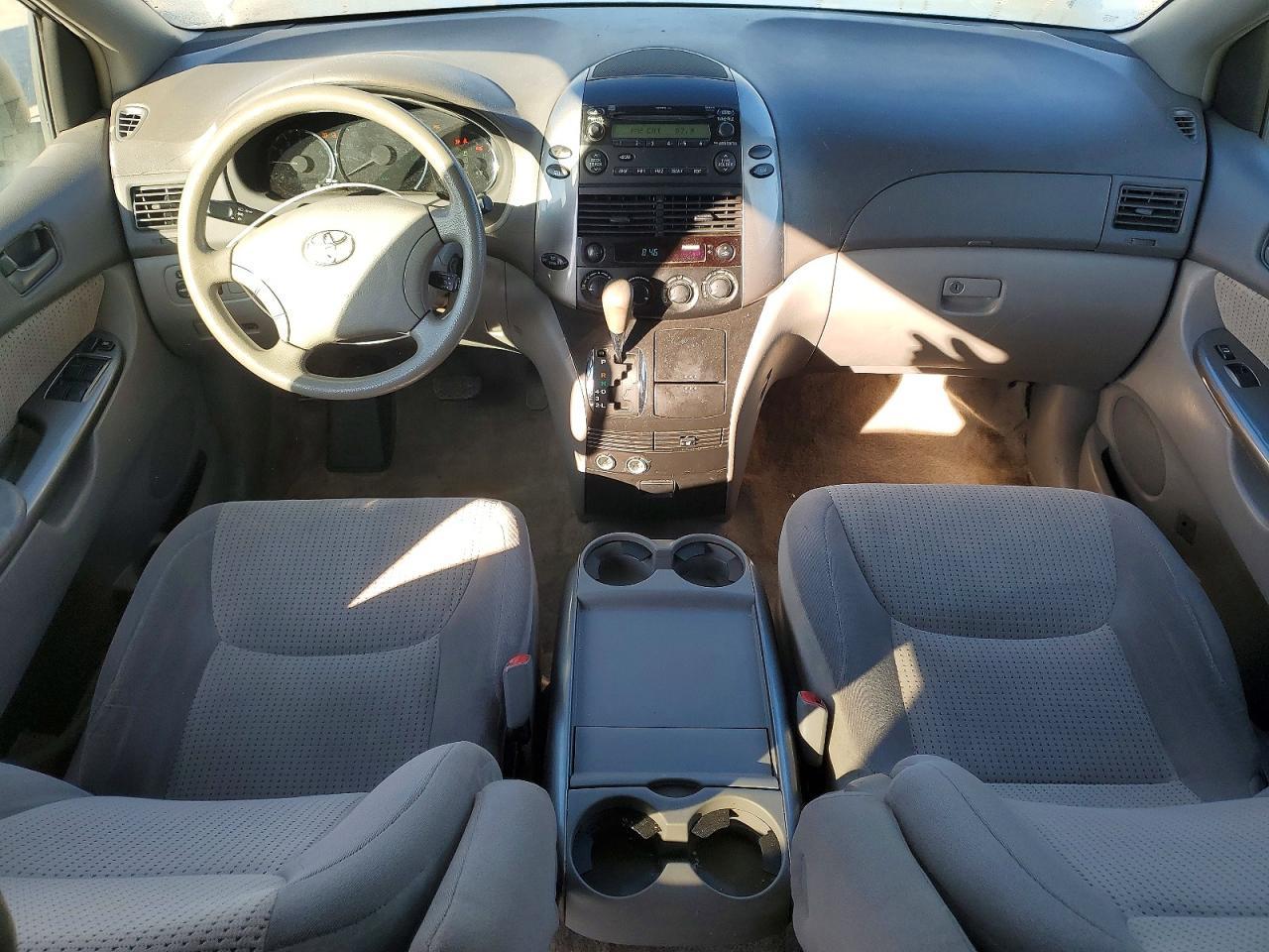 2007 TOYOTA SIENNA