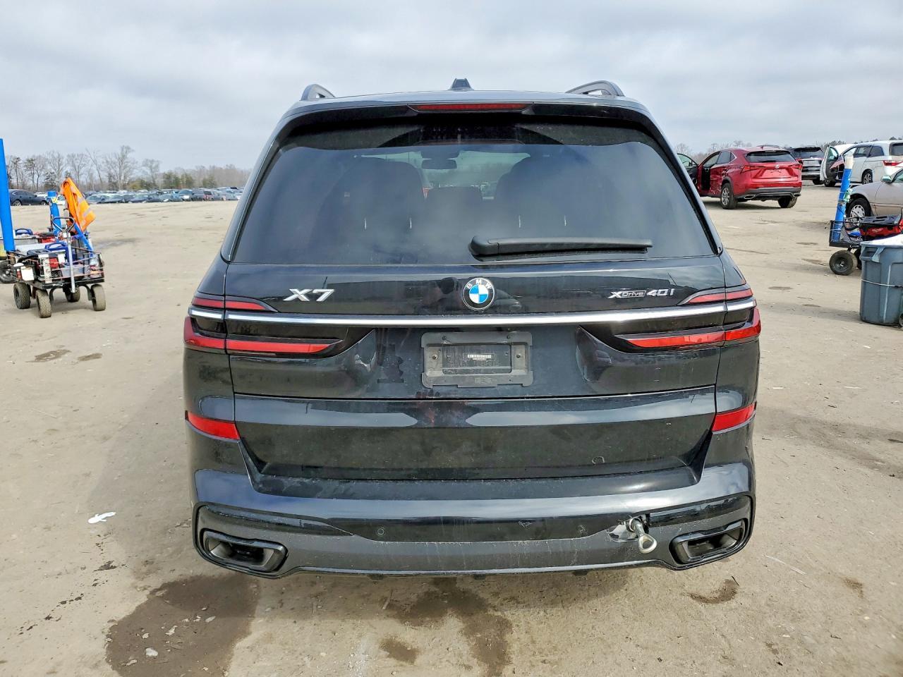 2023 BMW X7