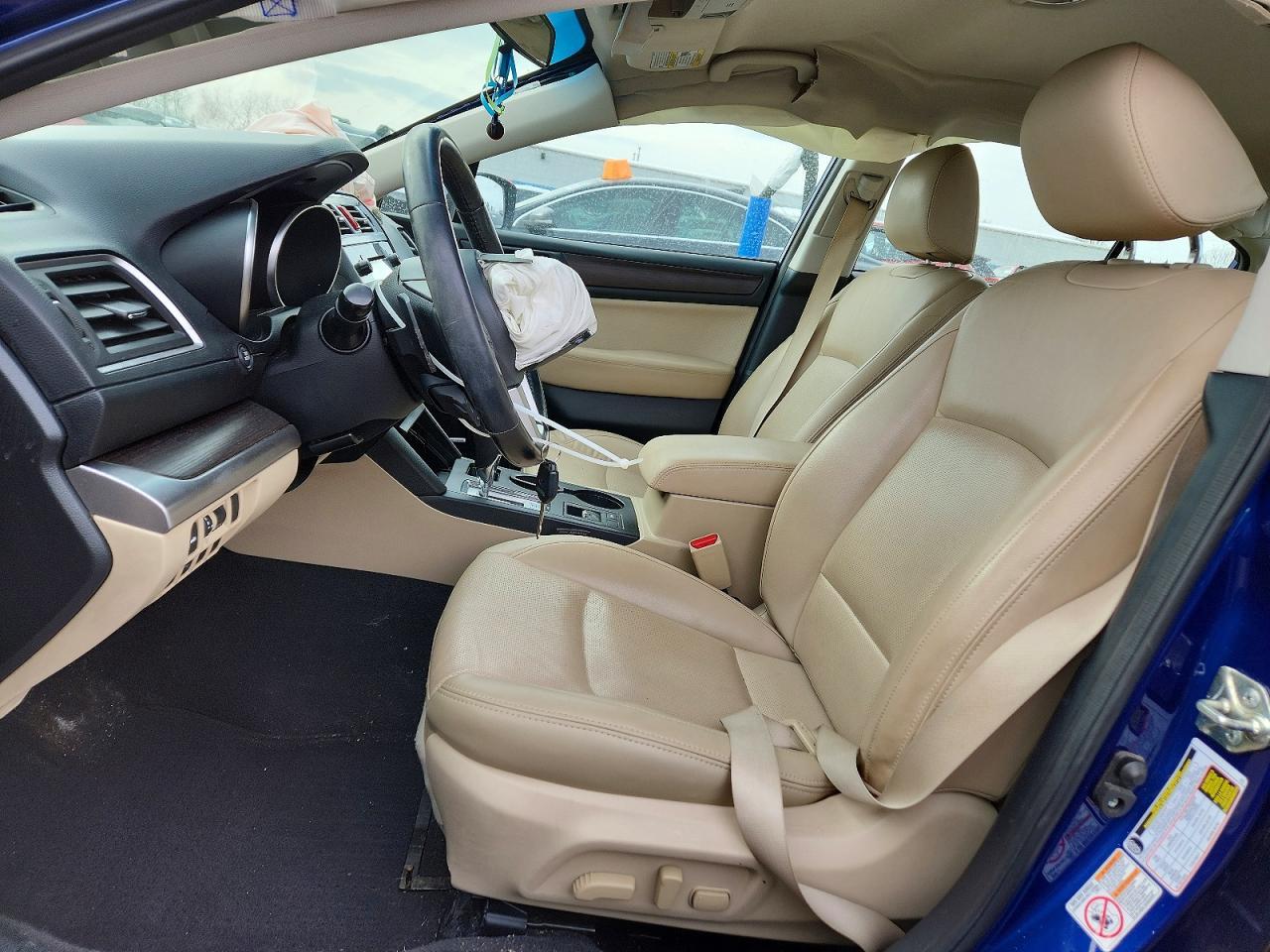 2015 SUBARU Legacy