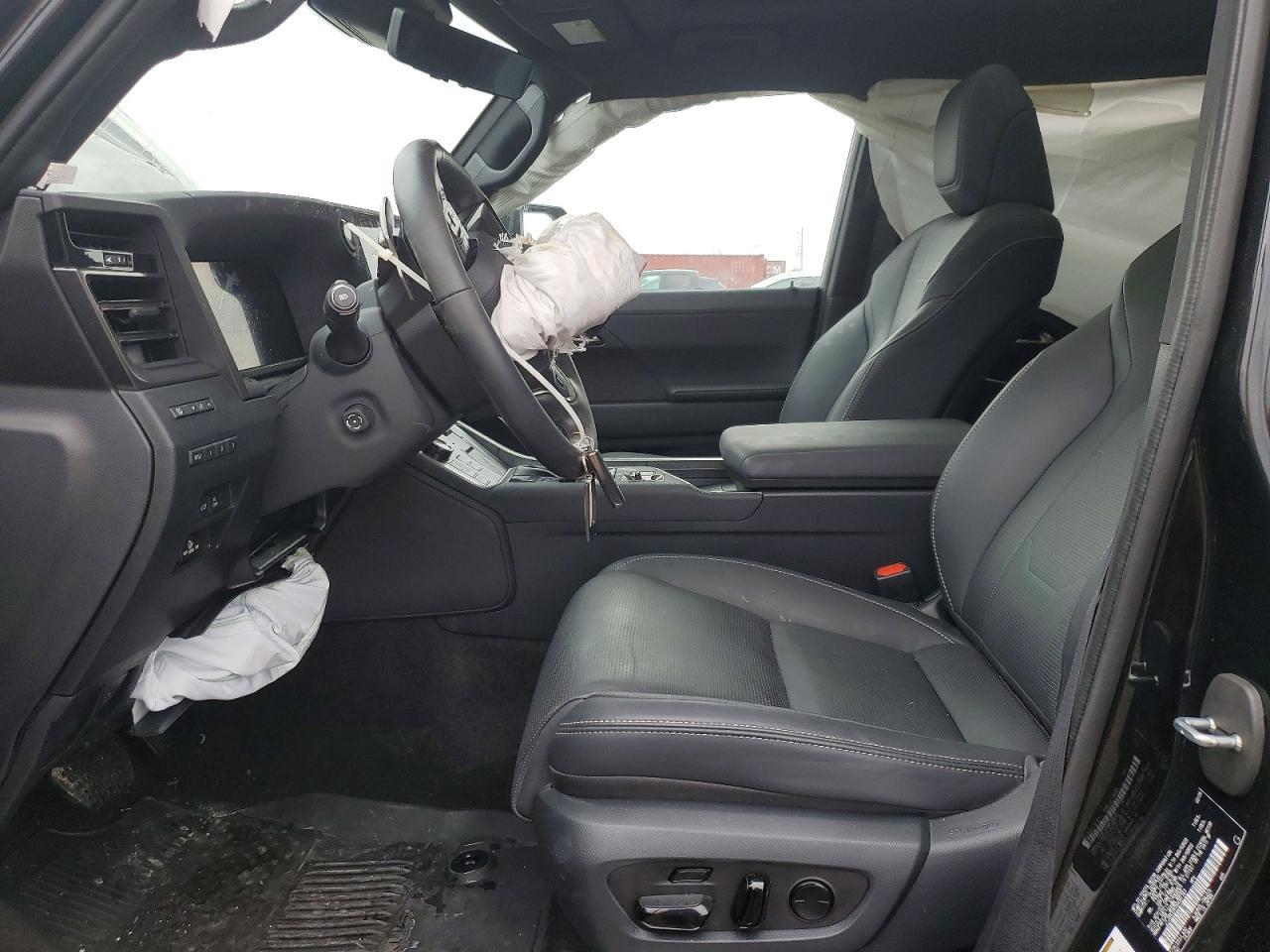 2025 LEXUS GX 550