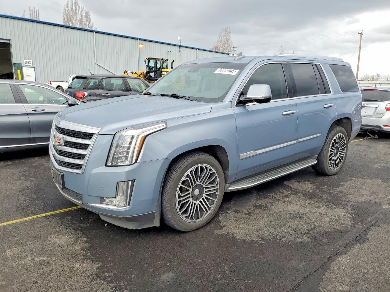 2016 CADILLAC ESCALADE