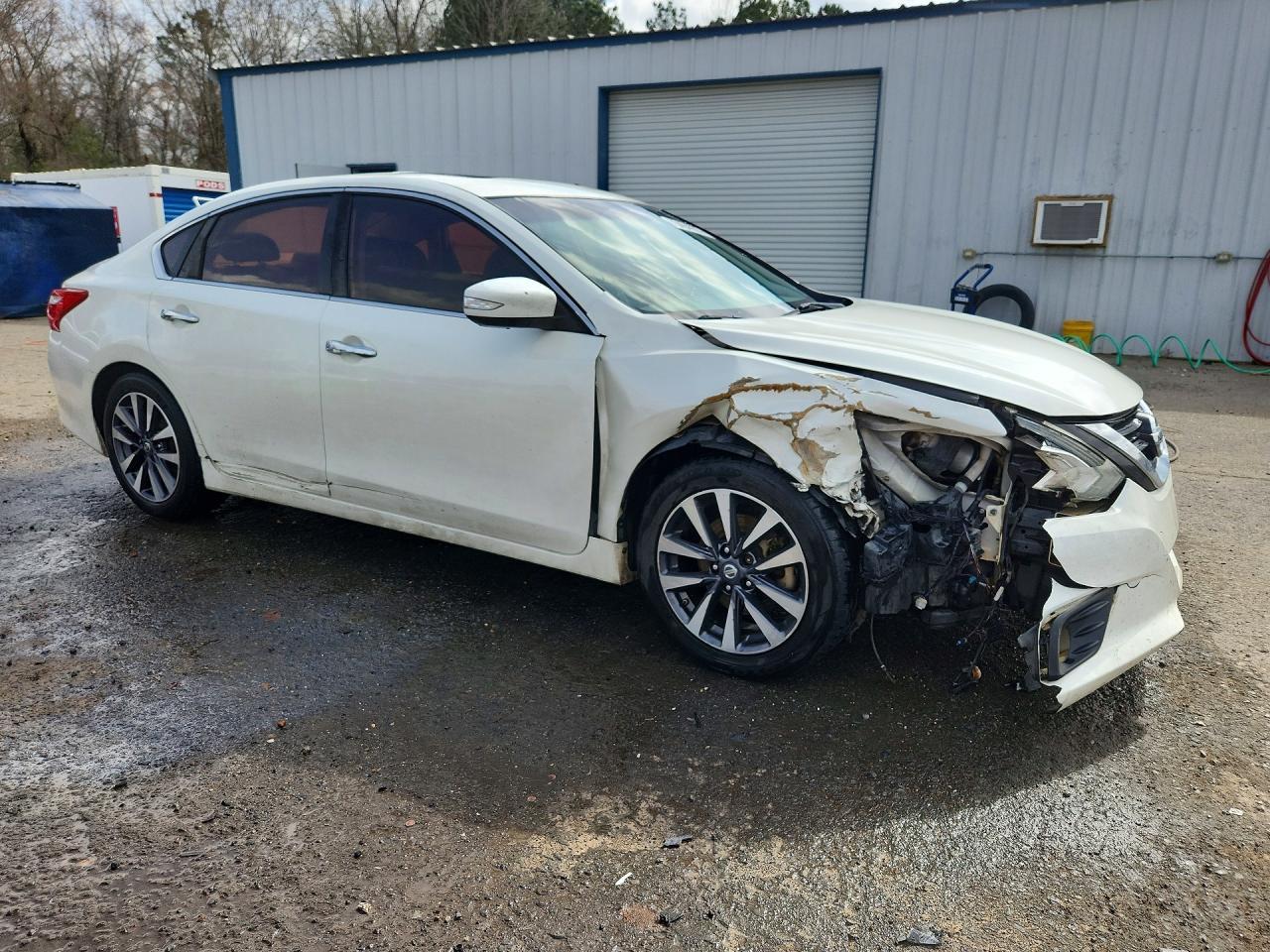 2016 NISSAN ALTIMA