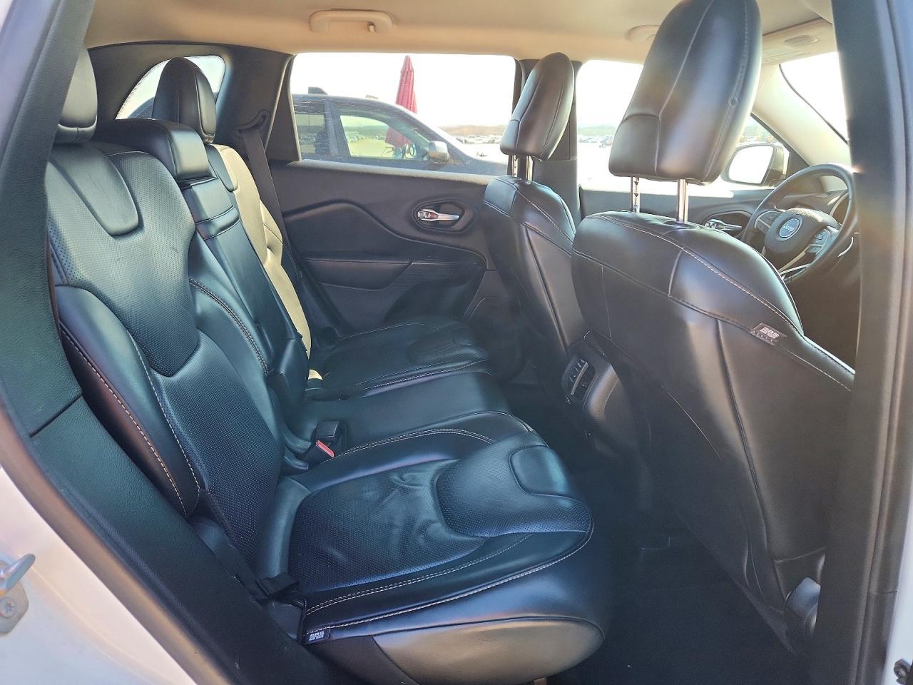 2016 JEEP CHEROKEE