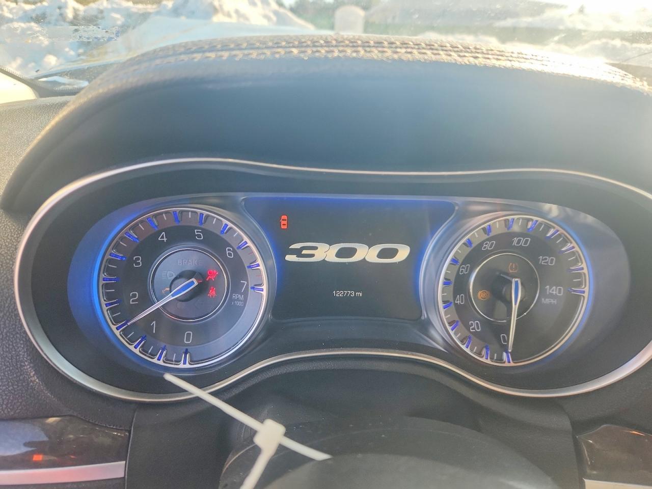 2016 CHRYSLER 300