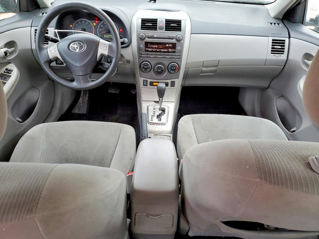 2011 TOYOTA COROLLA