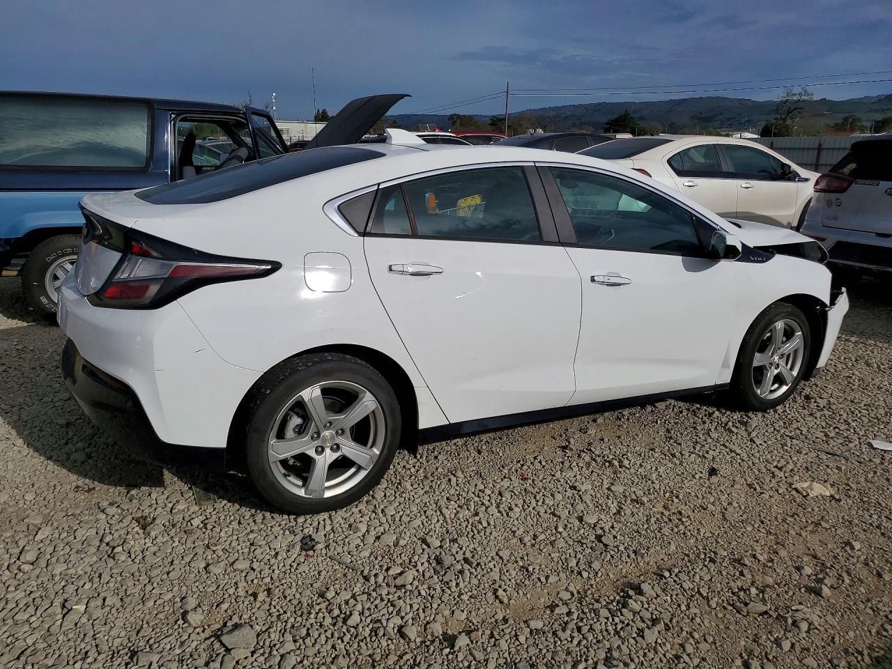 2017 CHEVROLET VOLT