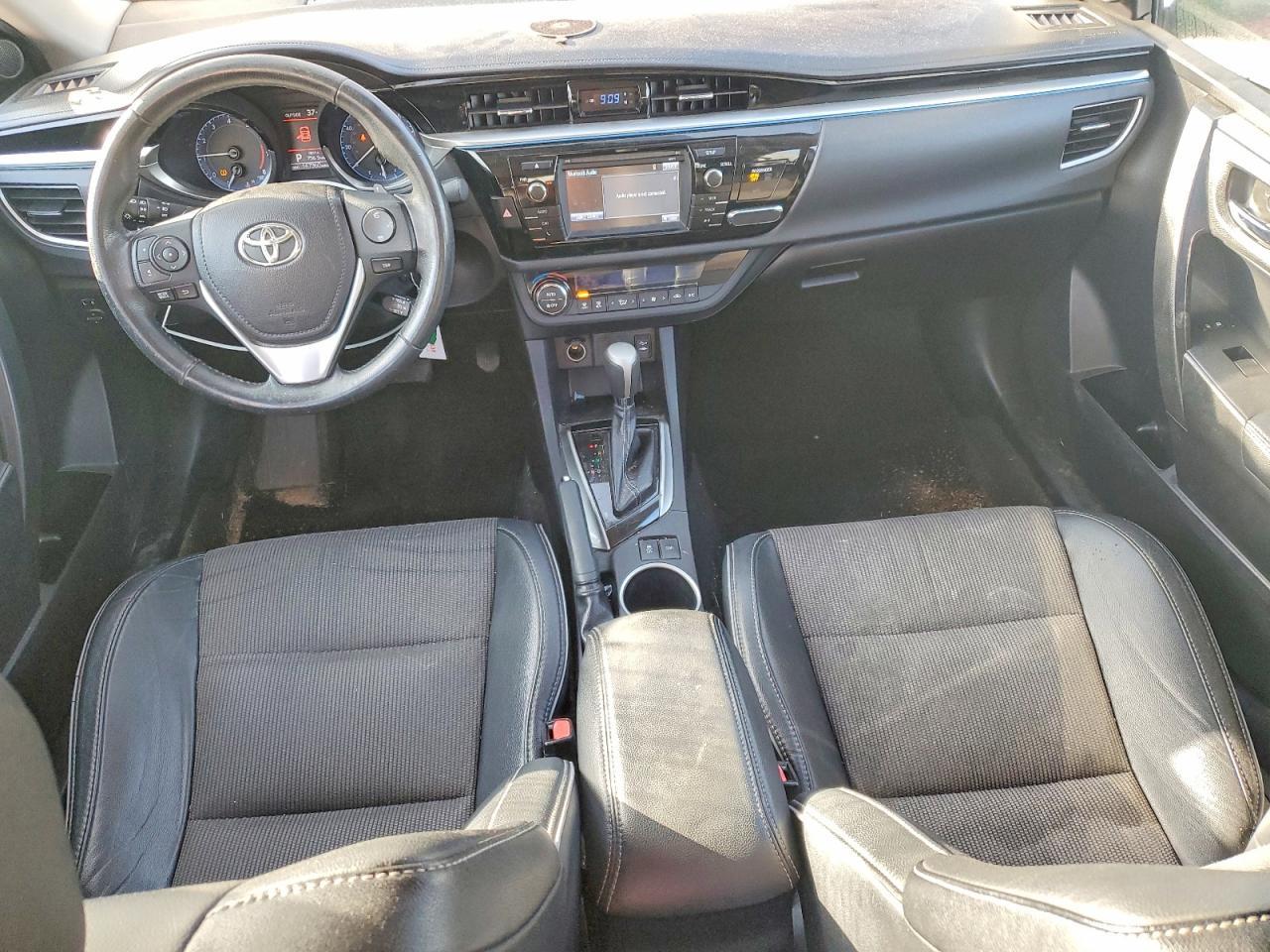2016 TOYOTA COROLLA