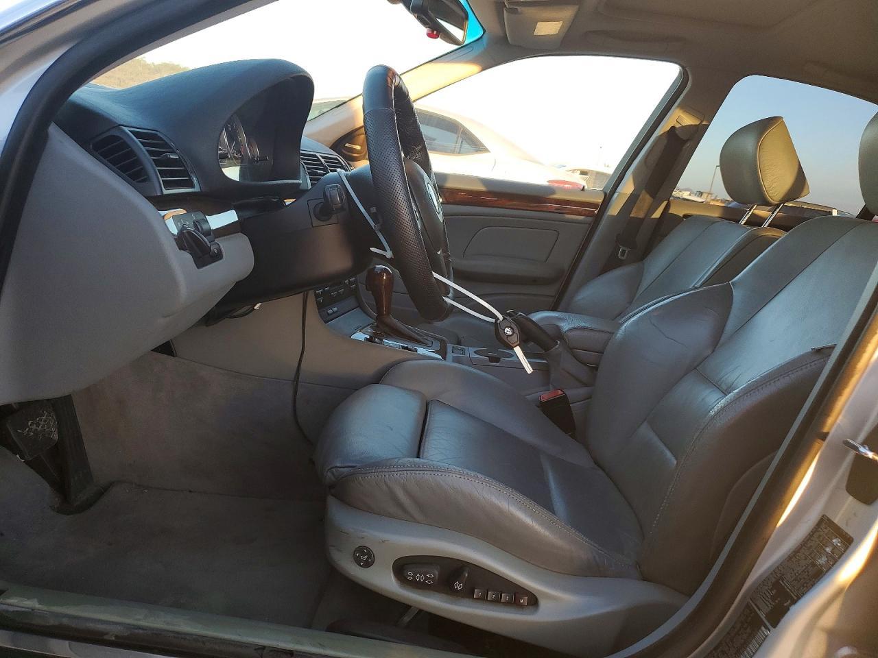 2004 BMW 3 SERIES