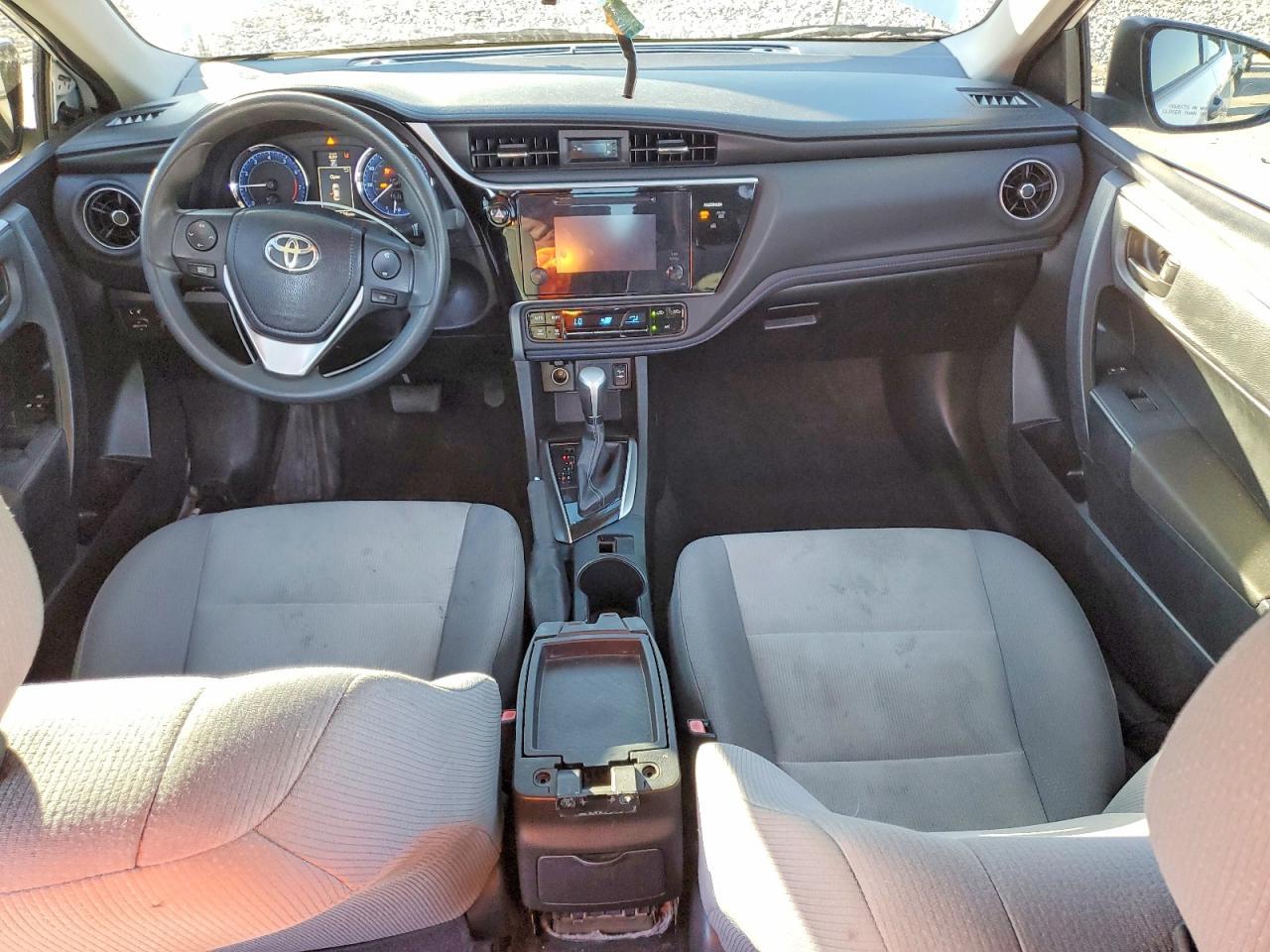 2017 TOYOTA COROLLA
