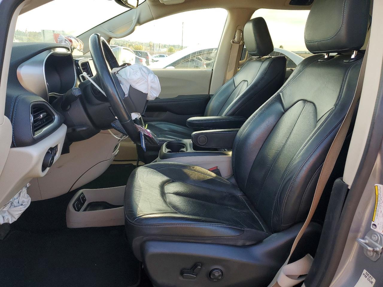 2021 CHRYSLER Pacifica