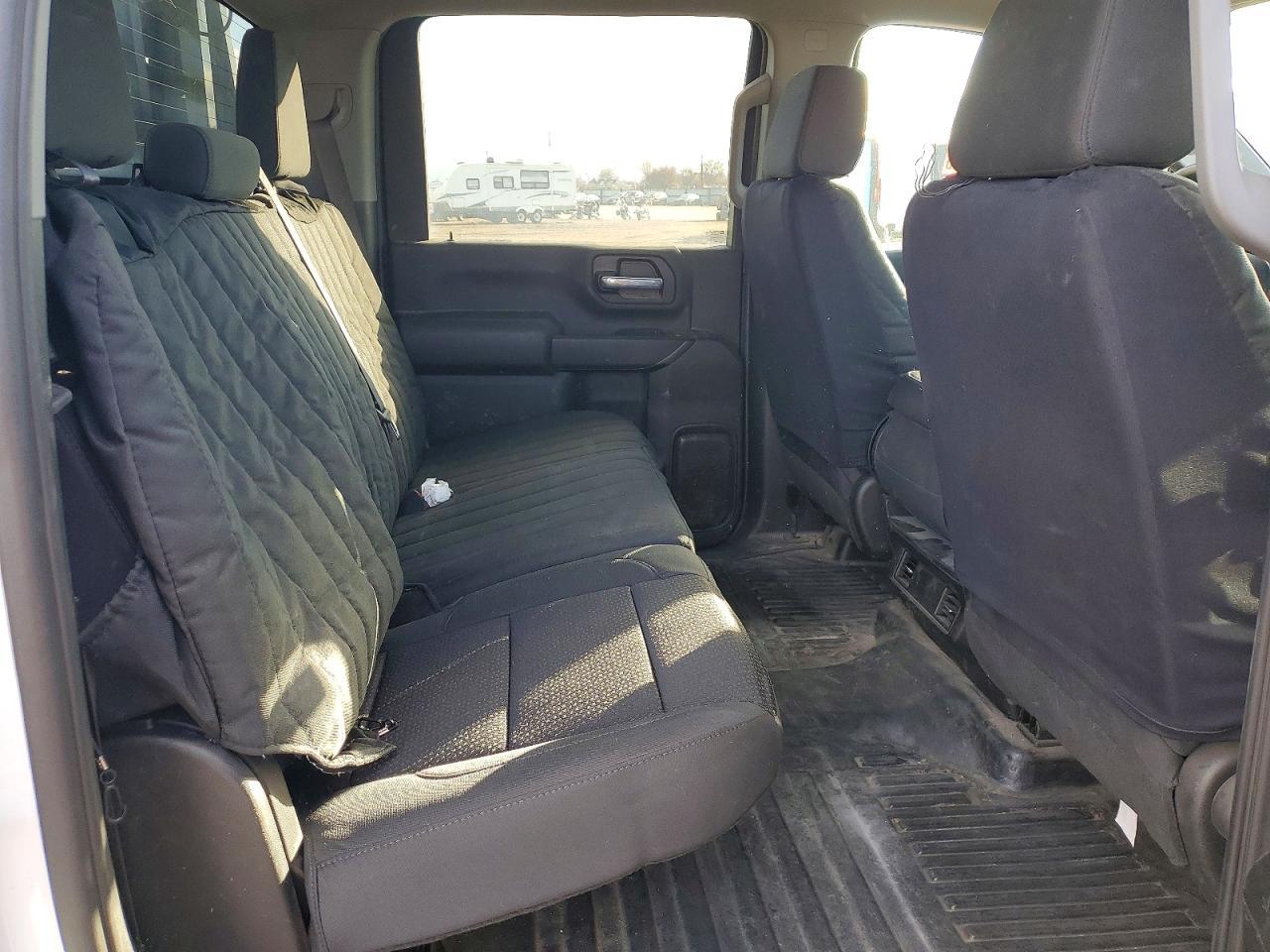 2024 CHEVROLET Silverado