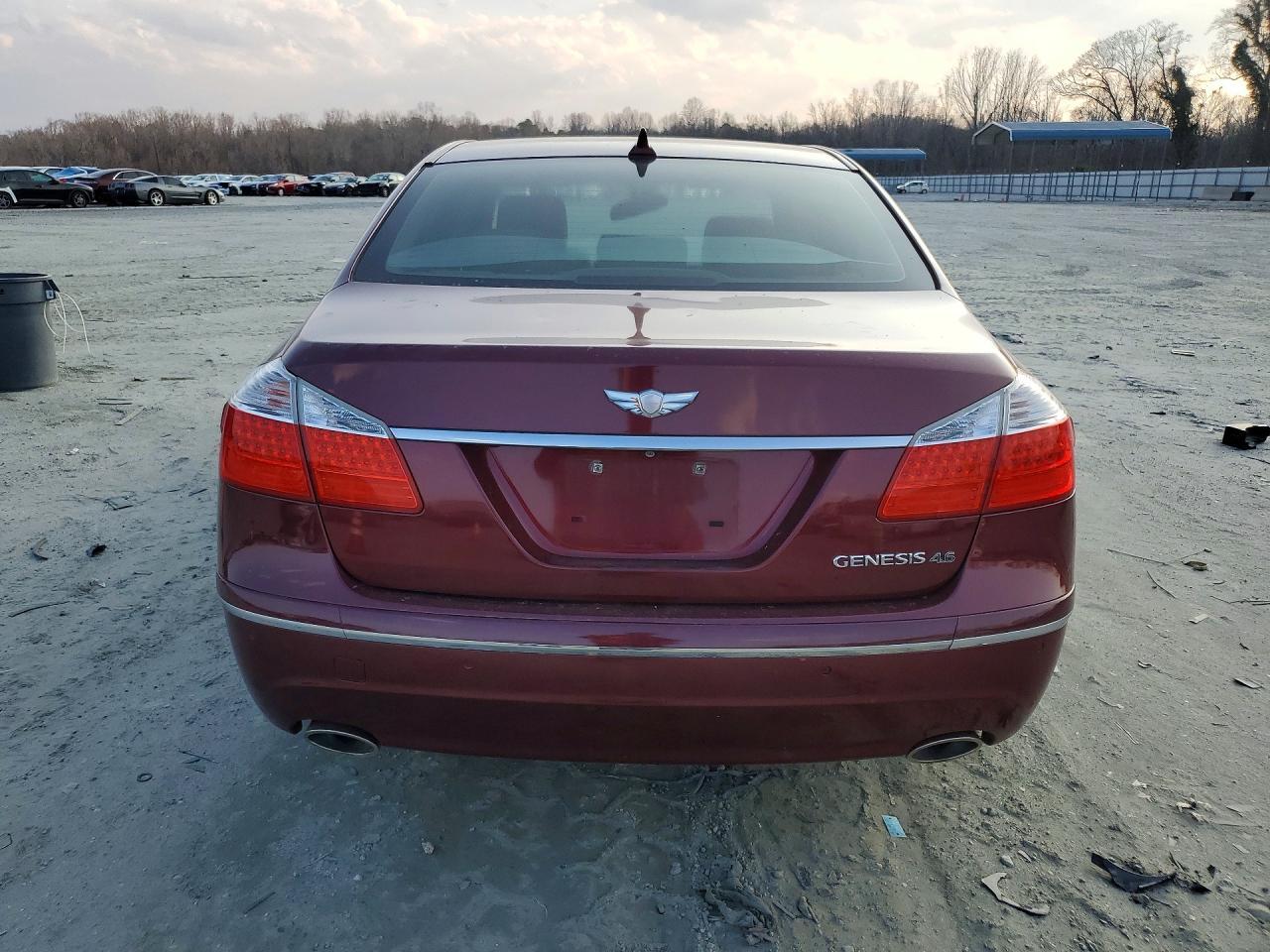 2011 HYUNDAI GENESIS