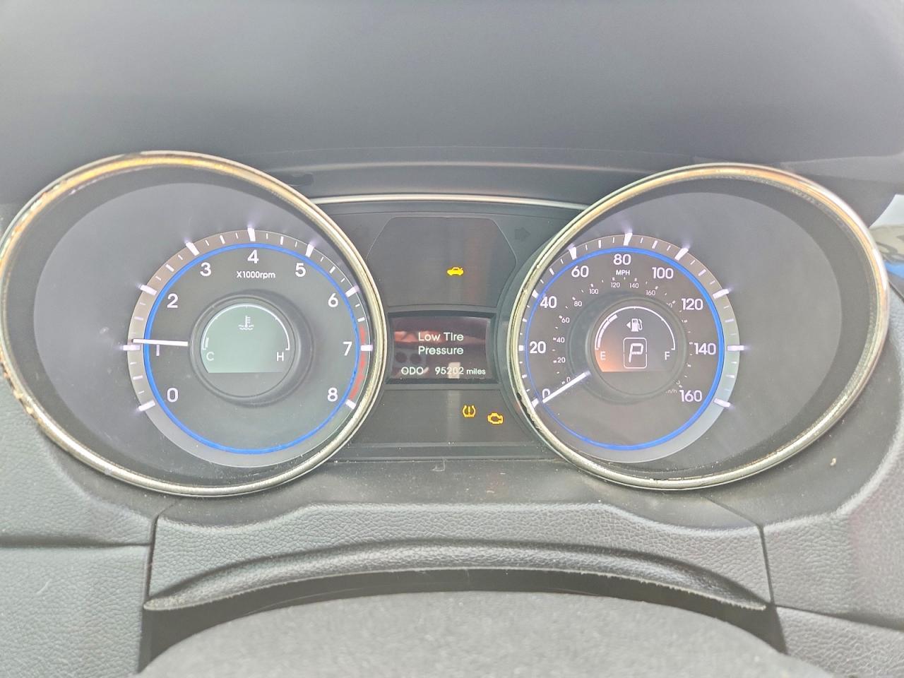 2013 HYUNDAI SONATA