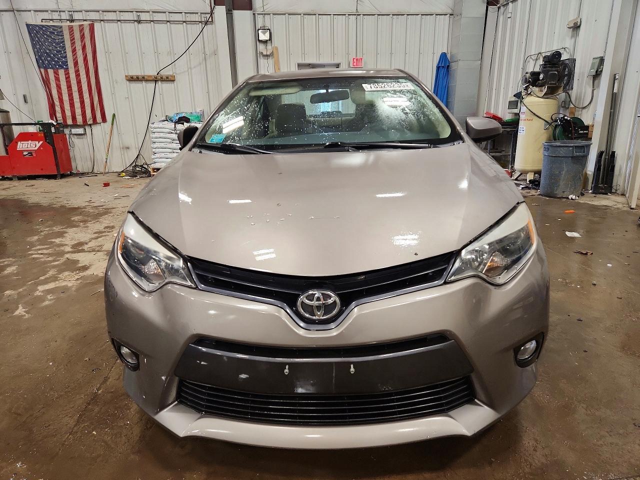2015 TOYOTA COROLLA