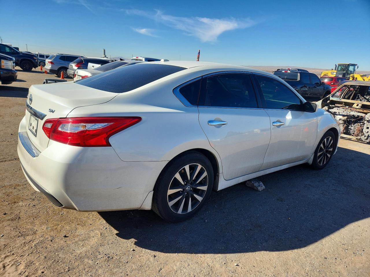 2017 NISSAN ALTIMA