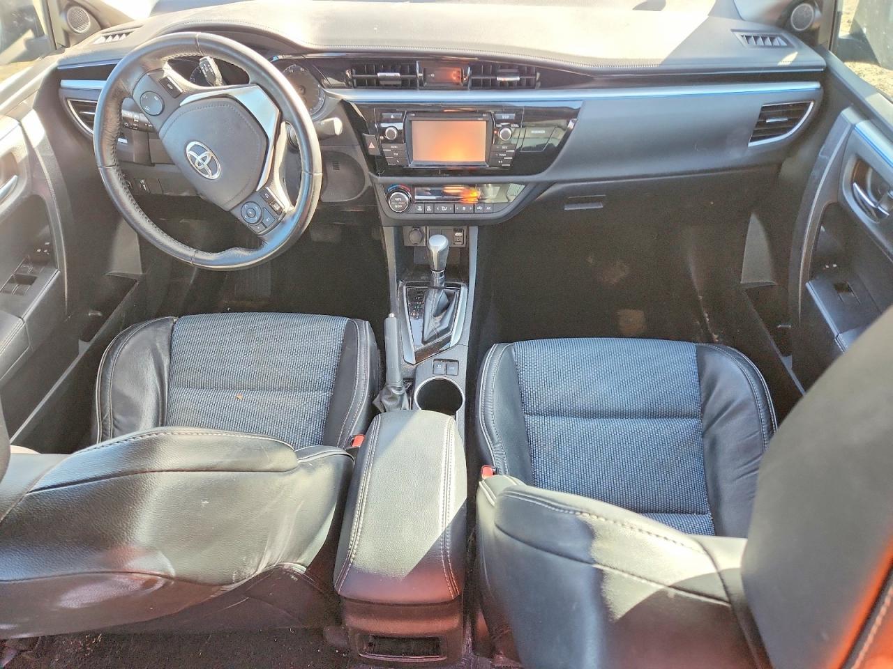2016 TOYOTA COROLLA