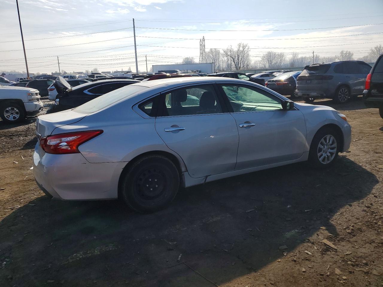 2017 NISSAN ALTIMA
