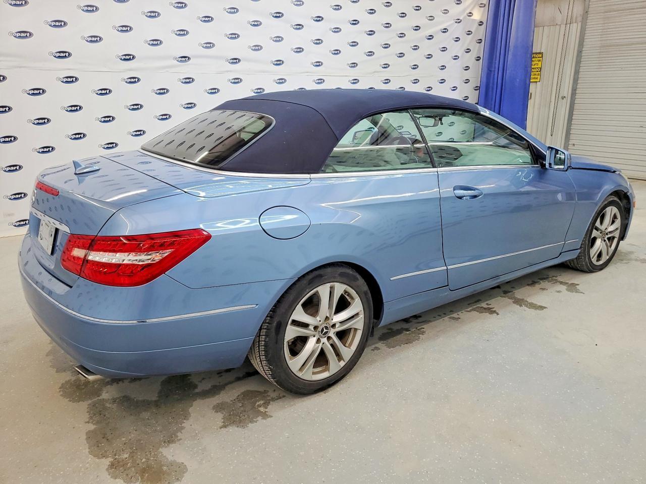 2011 MERCEDES-BENZ E-Class