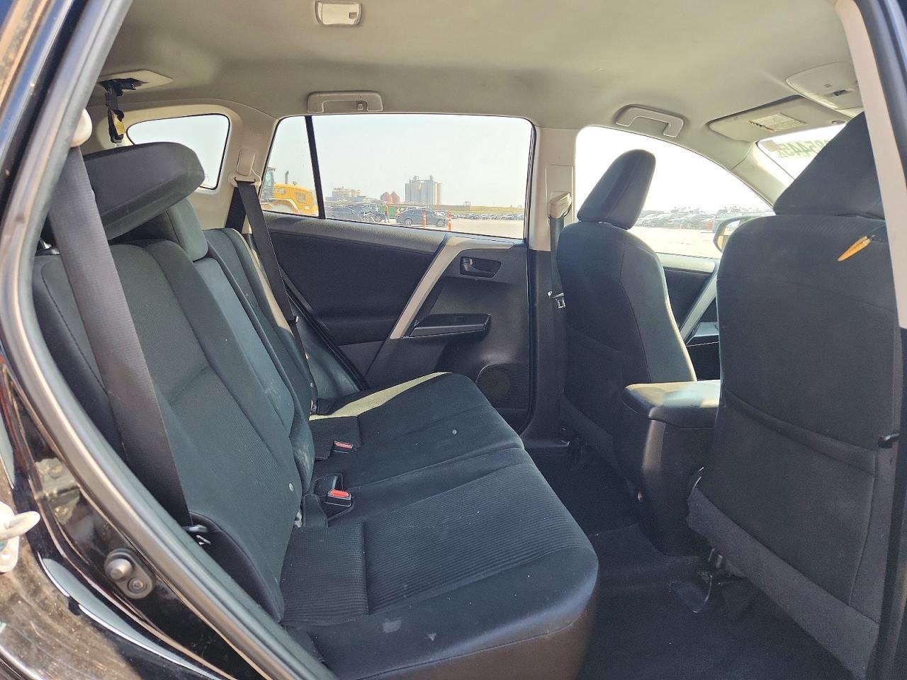 2016 TOYOTA RAV4