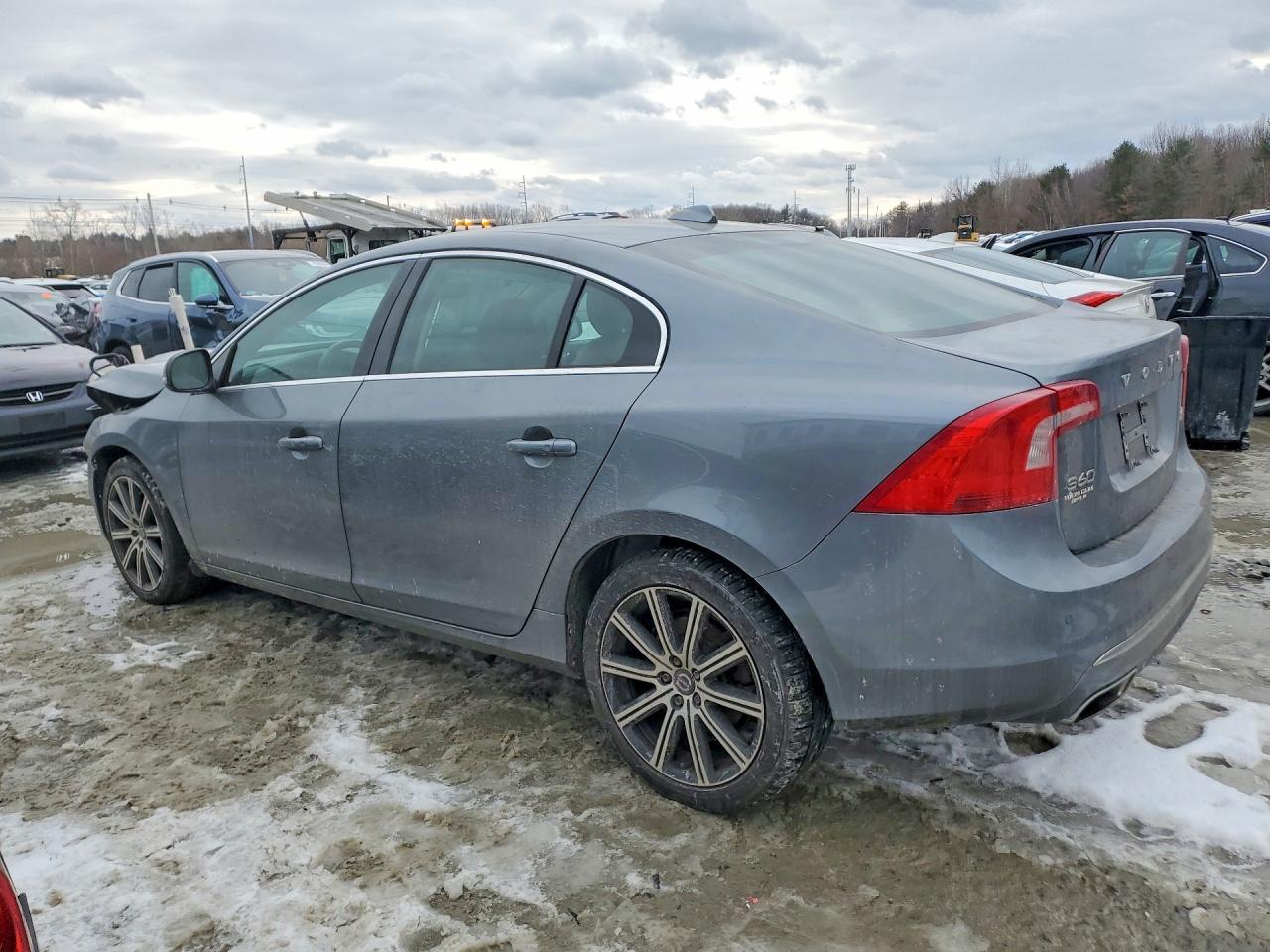 2018 VOLVO S60