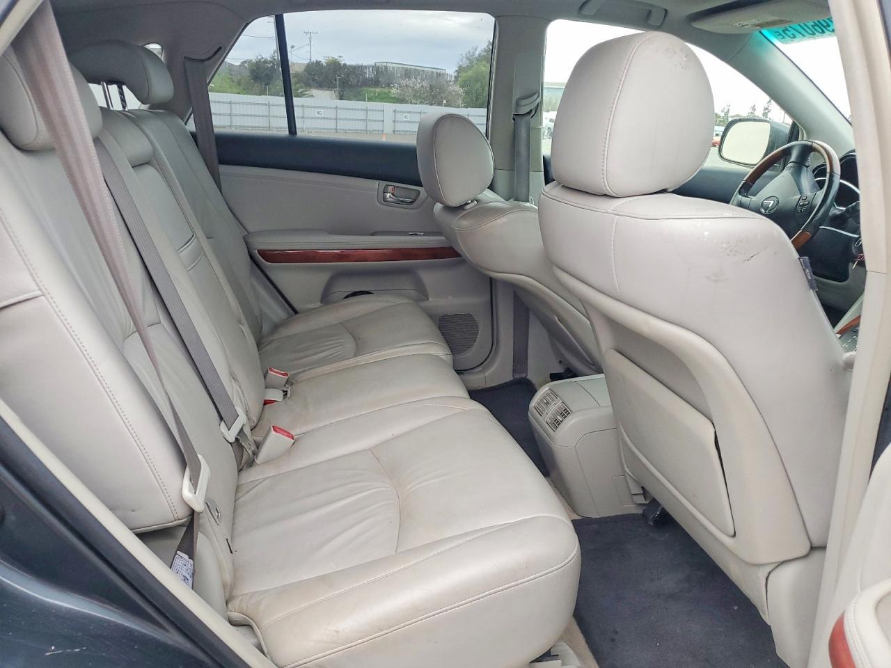 2004 LEXUS Rx 330