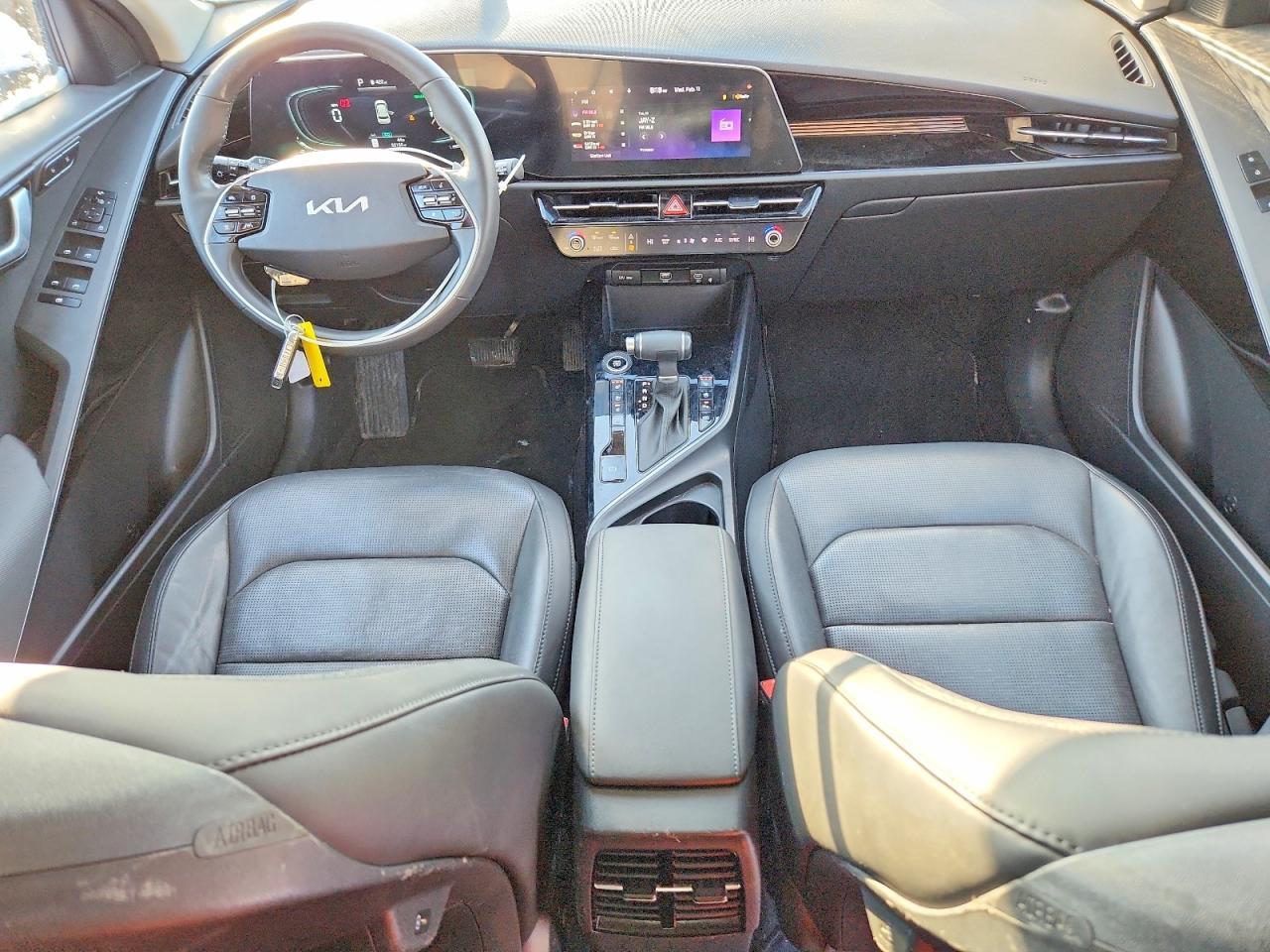 2023 KIA Niro
