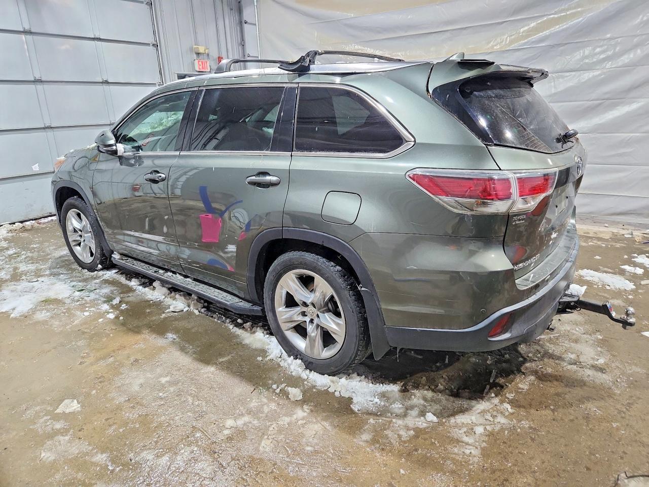 2015 TOYOTA HIGHLANDER