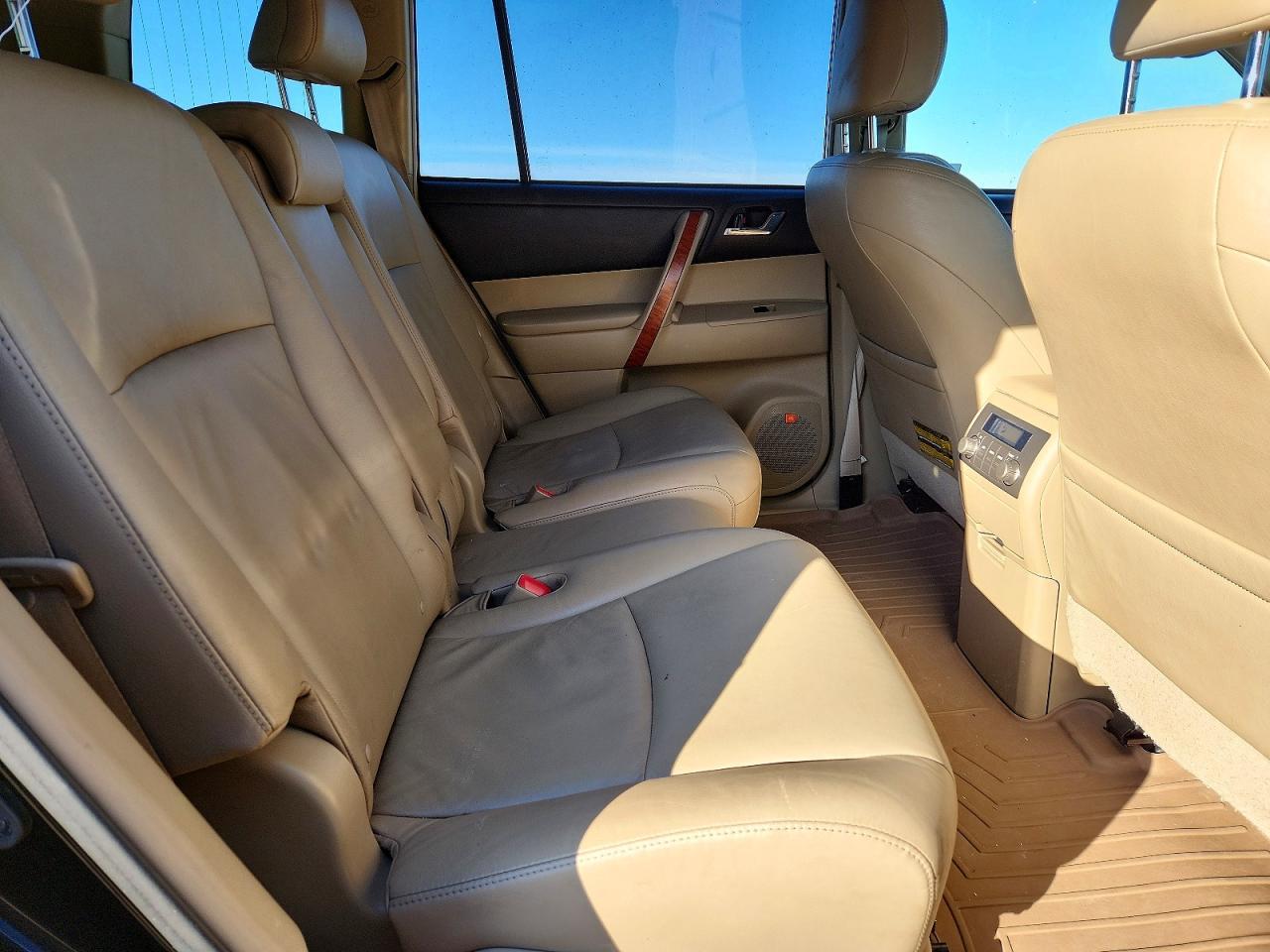 2009 TOYOTA HIGHLANDER