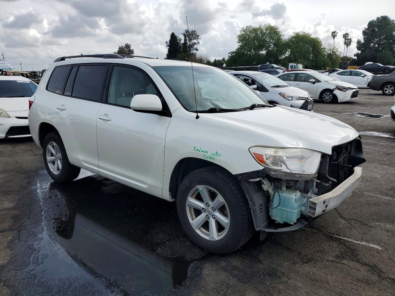 2010 TOYOTA HIGHLANDER