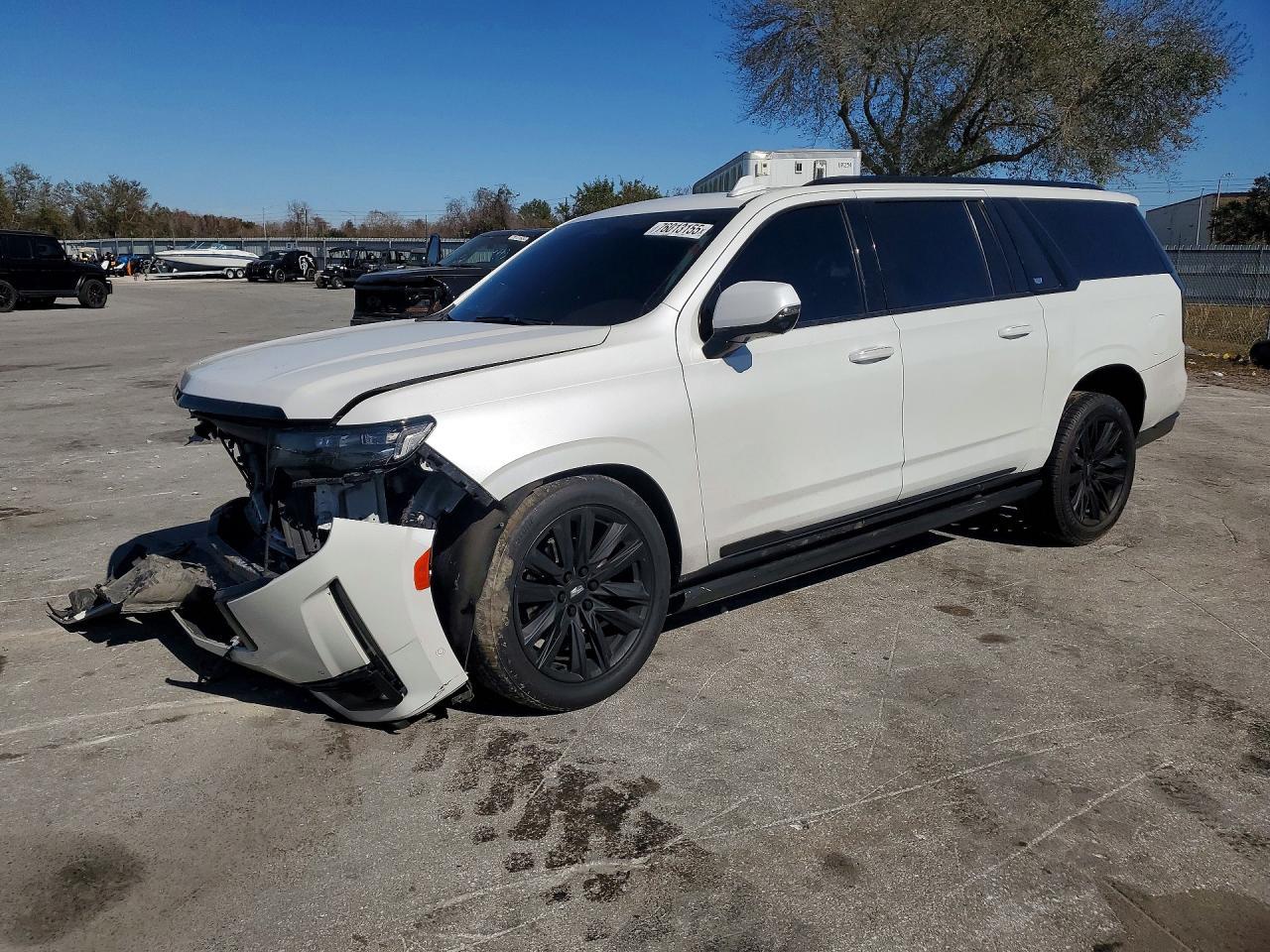 2021 CADILLAC Escalade ESV